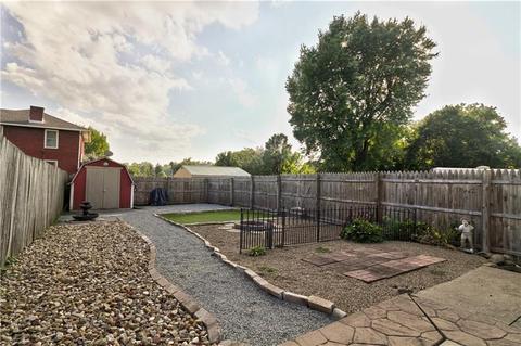 1616 8th Ave, Irwin, PA 15642 photo 21