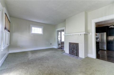1616 8th Ave, Irwin, PA 15642 photo 4