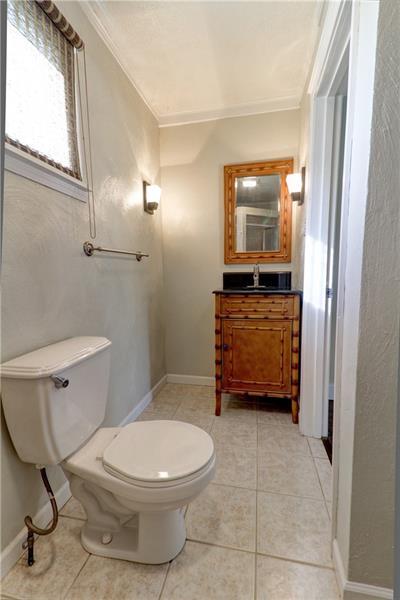 1616 8th Ave, Irwin, PA 15642 photo 11
