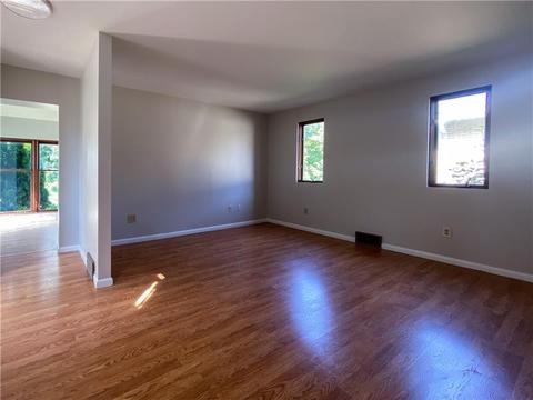 1301 Riverview Ave, Conway, PA 15027 photo 5