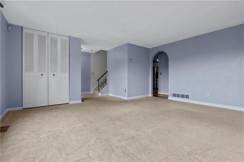 4333 Hemlock Cir, Hampton, PA 15101 photo 6