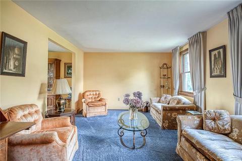 12 Dover Rd, Irwin, PA 15642 photo 6