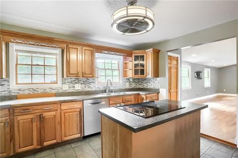 319 Dobson Rd, Mars, PA 16046 photo 6