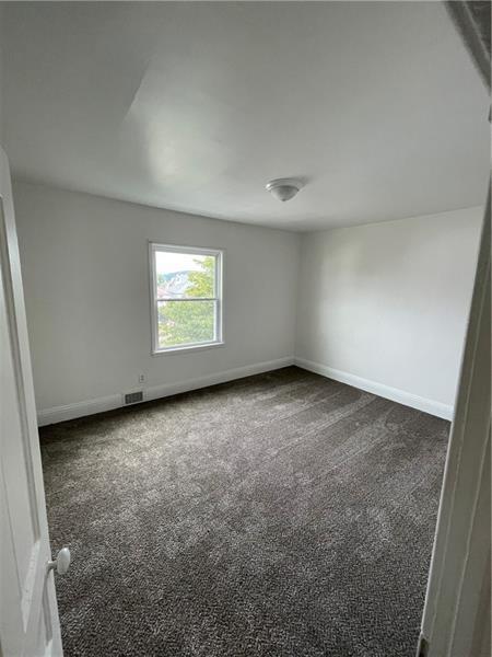 413 Walnut, Vandergrift, PA 15690 photo 11