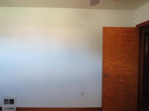 504 Halcomb Ave, Clairton, PA 15025 photo 13