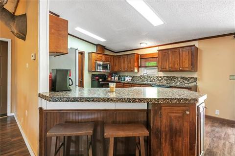 98 Mccarrell Rd, Hickory, PA 15340 photo 9