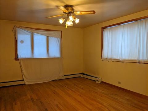 411 Corwin St, Roscoe, PA 15477 photo 7