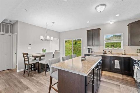 6402 Lindsey Ln, Export, PA 15632 photo 12
