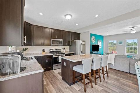 6402 Lindsey Ln, Export, PA 15632 photo 14