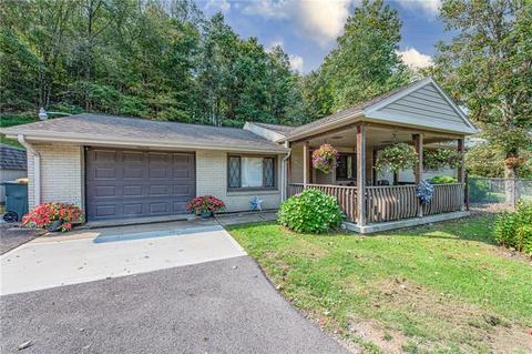 1234 Dime Rd, Vandergrift, PA 15690 photo 2