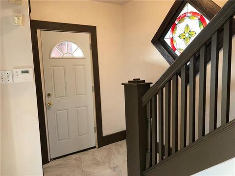 466 3rd St, Clairton, PA 15025 photo 4