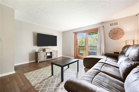 305 Brookside Ln, Seven Fields, PA 16046 photo 4