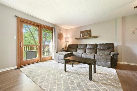 305 Brookside Ln, Seven Fields, PA 16046 photo 8
