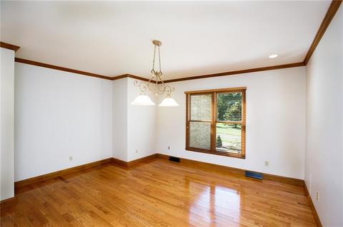 331 Myoma Rd, Mars, PA 16046 photo 5