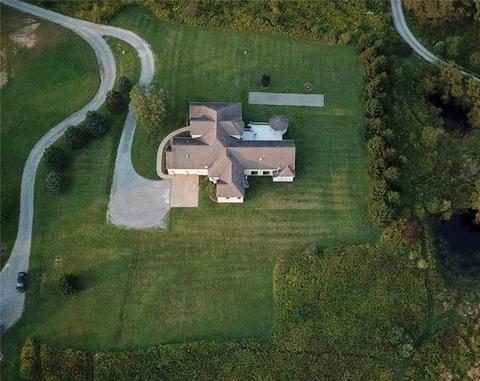 331 Myoma Rd, Mars, PA 16046 photo 2