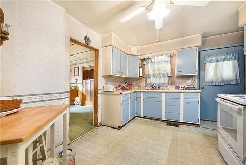 6 Apple Way, Smith, PA 15053 photo 2