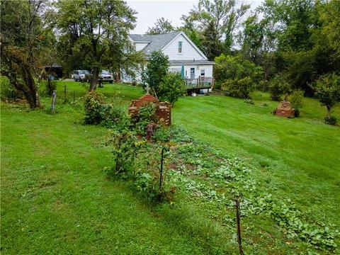 4 Helen, Smith, PA 15078 photo 5