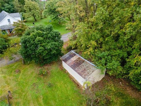 4 Helen, Smith, PA 15078 photo 10