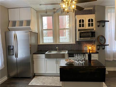 105 Custer Ave, Vandergrift, PA 15690 photo 4