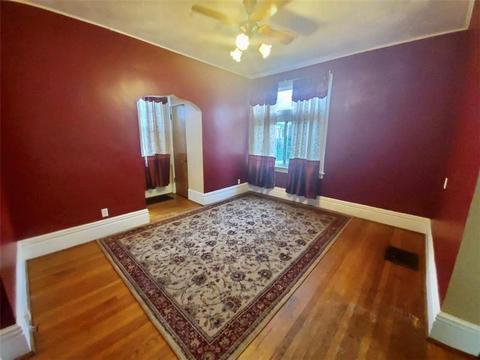 721 Maple St, Coraopolis, PA 15108 photo 3