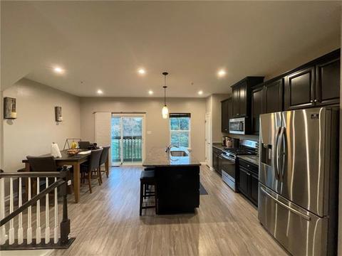 2025 Cade Dr, Monaca, PA 15061 photo 2