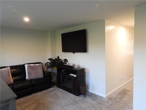2025 Cade Dr, Monaca, PA 15061 photo 6