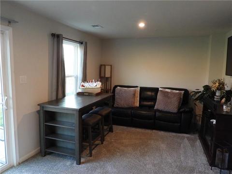 2025 Cade Dr, Monaca, PA 15061 photo 5