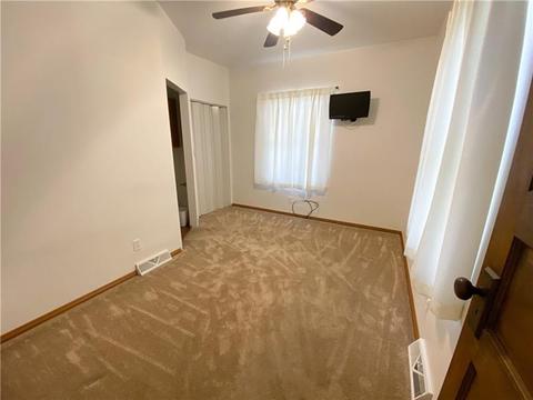 327 Beech St, Vandergrift, PA 15690 photo 14