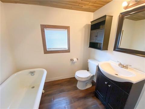 327 Beech St, Vandergrift, PA 15690 photo 18