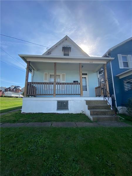 327 Beech St, Vandergrift, PA 15690 photo 8