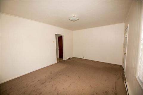208 8th St, Monaca, PA 15061 photo 5
