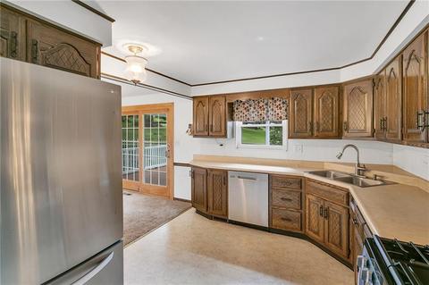 25 Pheasant Run Dr, Export, PA 15632 photo 7