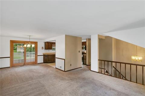 25 Pheasant Run Dr, Export, PA 15632 photo 3