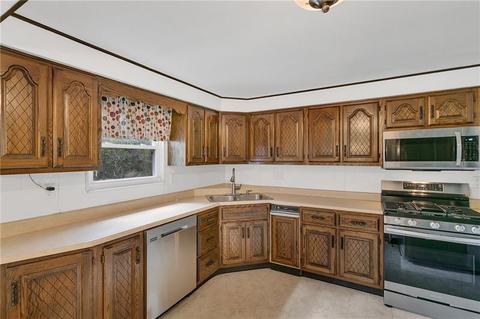 25 Pheasant Run Dr, Export, PA 15632 photo 8