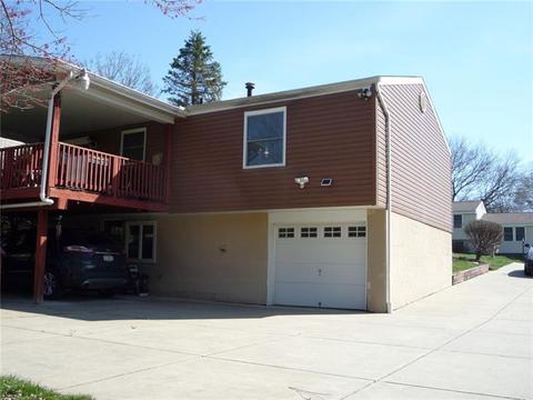 224 Farmbrook Dr, Greensburg, PA 15601 photo 3