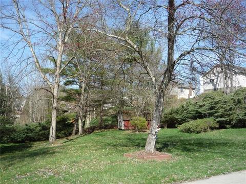 224 Farmbrook Dr, Greensburg, PA 15601 photo 7