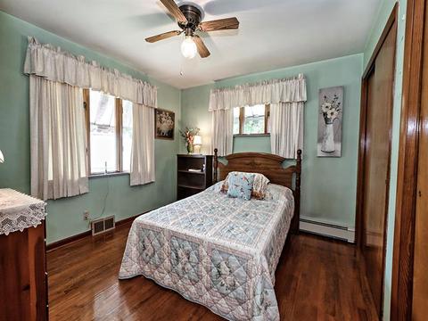 547 Walnut St, Vandergrift, PA 15690 photo 16