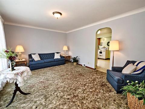 547 Walnut St, Vandergrift, PA 15690 photo 12