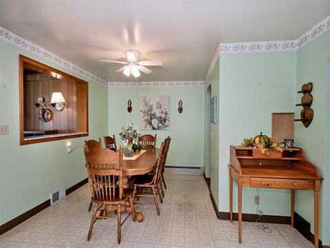 547 Walnut St, Vandergrift, PA 15690 photo 7