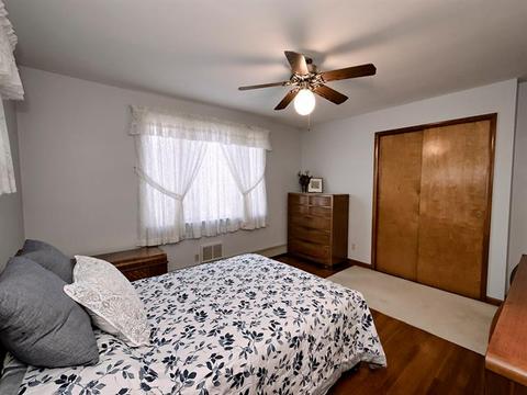 547 Walnut St, Vandergrift, PA 15690 photo 15