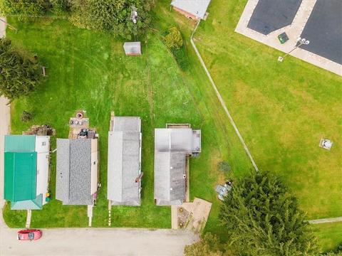 423 E 2nd St, Derry, PA 15627 photo 25
