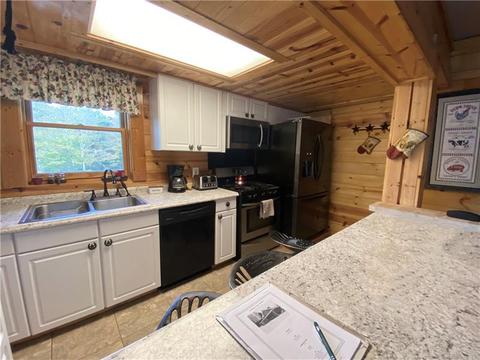 23 Brook Ln, Nottingham, PA 15330 photo 3