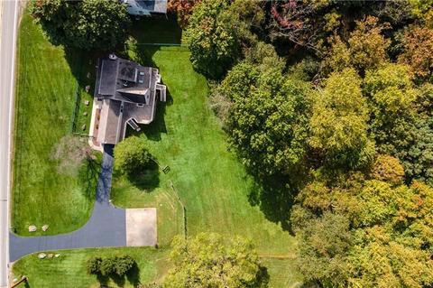 420 Mars, Mars, PA 16046 photo 2