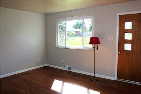 127 High St, Monaca, PA 15061 photo 2