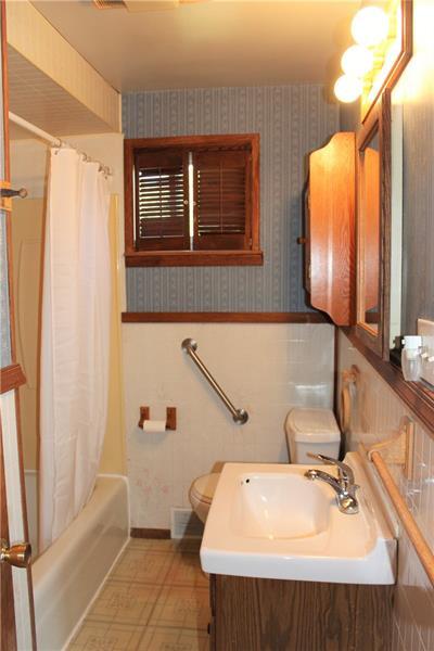 127 High St, Monaca, PA 15061 photo 9