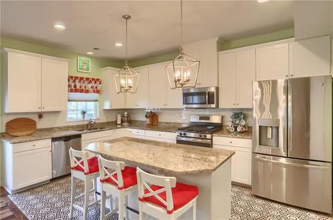 2303 Pointe View Dr, Mars, PA 16046 photo 4