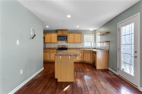 266 Broadstone Dr, Mars, PA 16046 photo 4