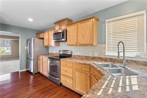 266 Broadstone Dr, Mars, PA 16046 photo 3