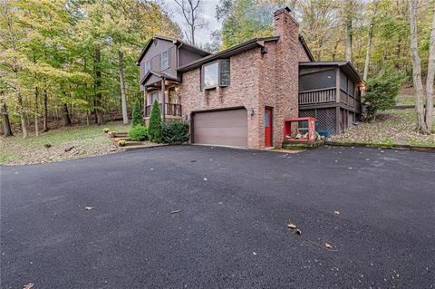 161 7th St Ext, Trafford, PA 15085 photo 2