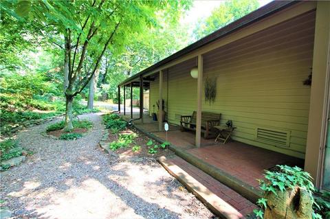 7 Devon Ln, Ben Avon Heights, PA 15202 photo 5